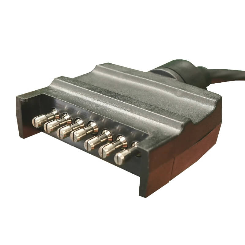 CMS80T featuring trailer plug for LEG lights