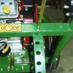 This feature allows the operator to grind the stump from multiple height positions.