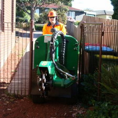 SMB2750 Stump Grinder Through A 34" Gate