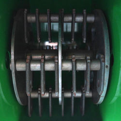 CMS80 Hammer Mill inside machine